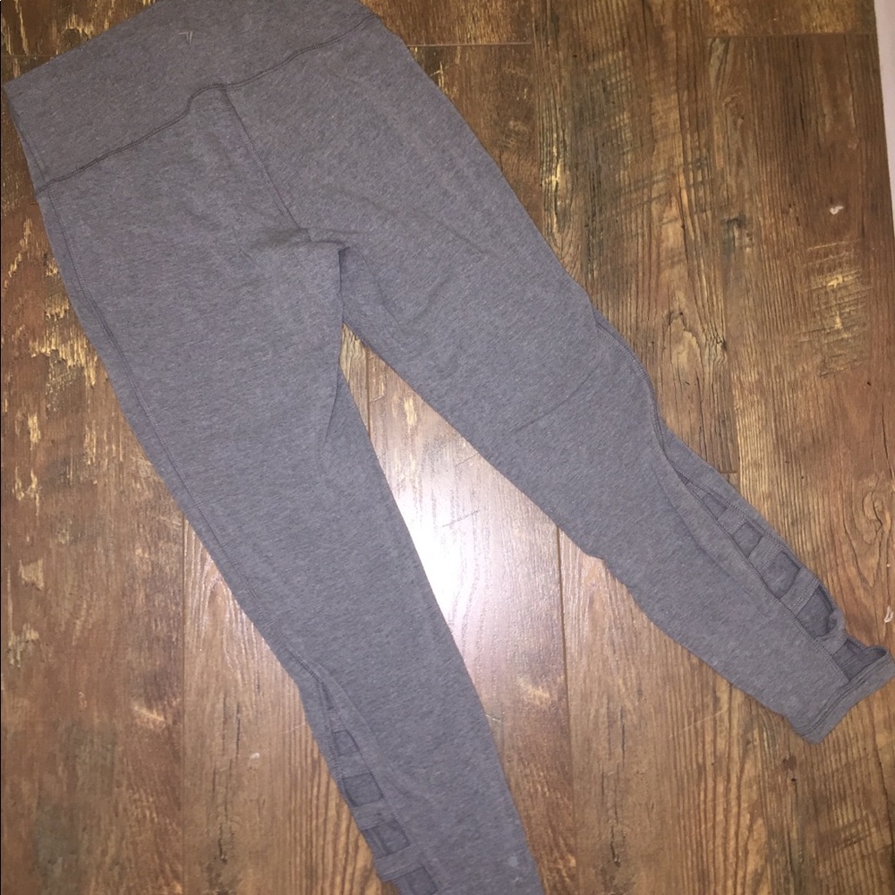 NWOT Old Navy Grey Leggings